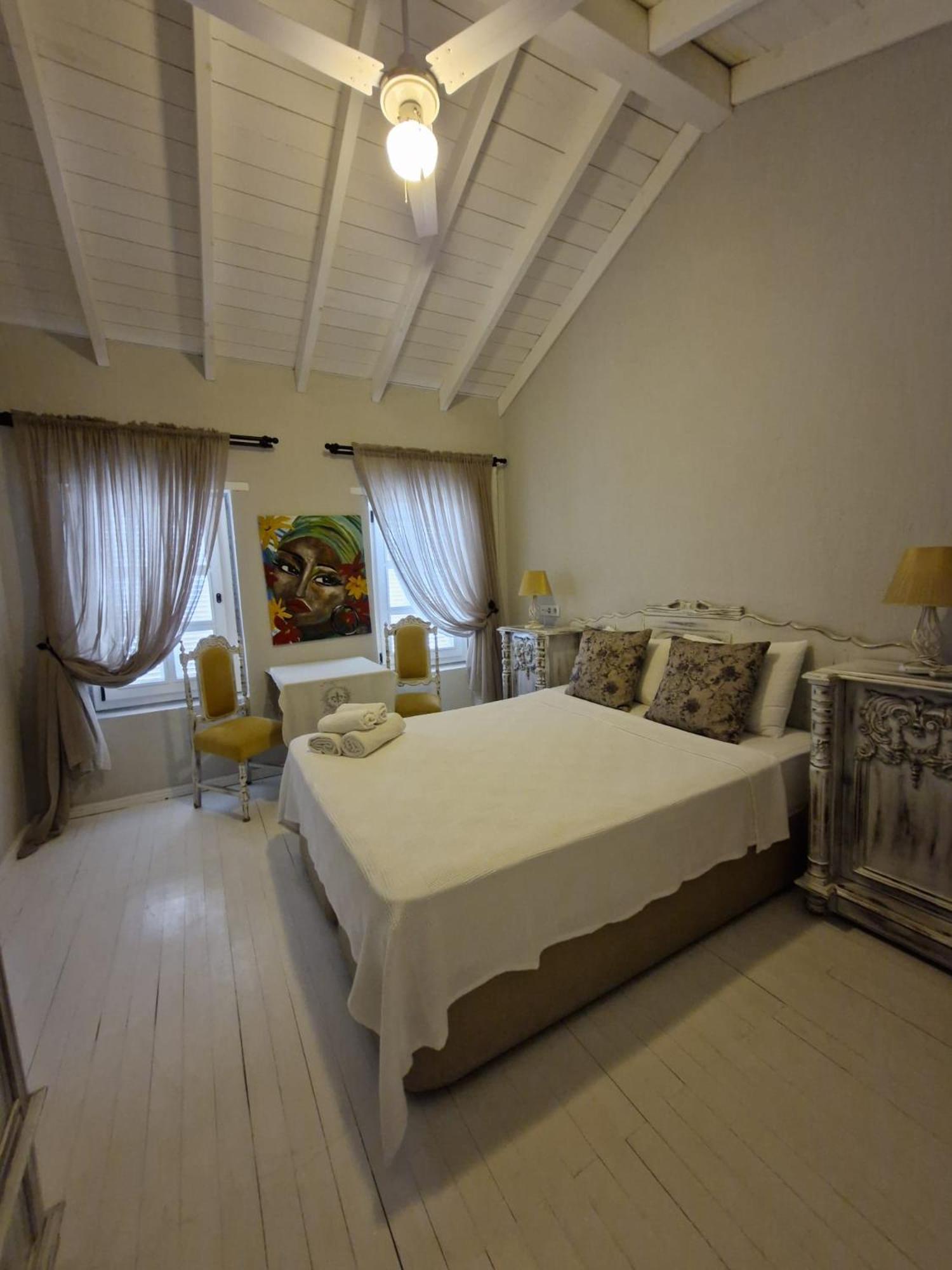 Simira Hotel Alaçatı Esterno foto